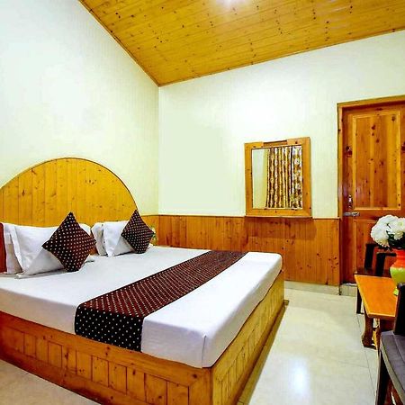 Oyo Flagship 82405 Cochin Villa Manāli Exterior foto